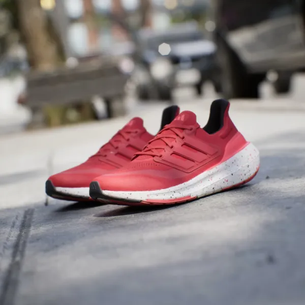 Pánska bežecká obuv ADIDAS Ultraboost 23 better scarlet better scarlet solar red