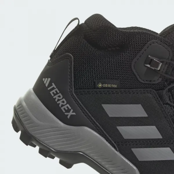Juniorská členková turistická obuv ADIDAS Terrex Mid Jr GTX core black grey three core black