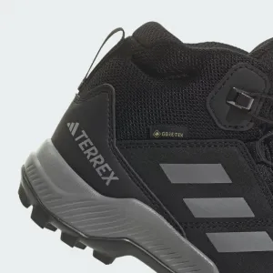 Juniorská členková turistická obuv ADIDAS Terrex Mid Jr GTX core black grey three core black