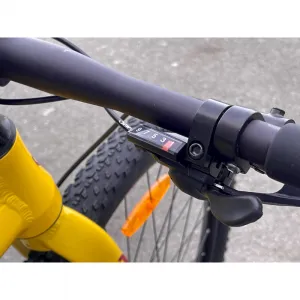 Juniorský horský bicykel AMULET 27,5 Tomcat 1.9 SH, lemon chrome red