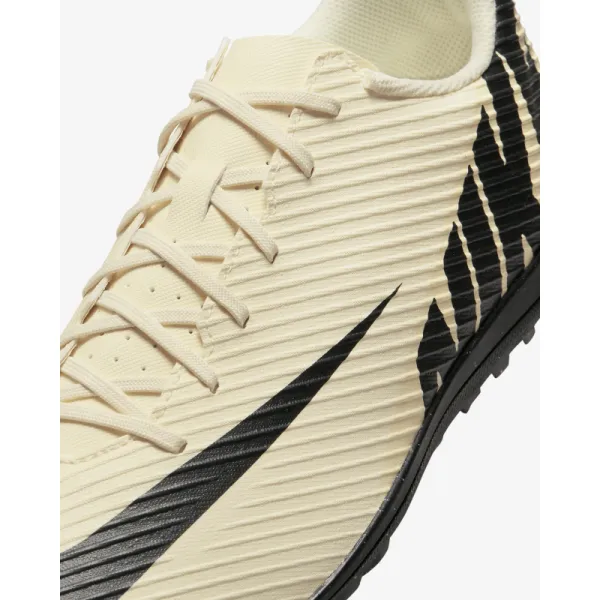 Chlapčenské futbalové kopačky turfy NIKE Vapor 15 Club Jr TF lemonade black