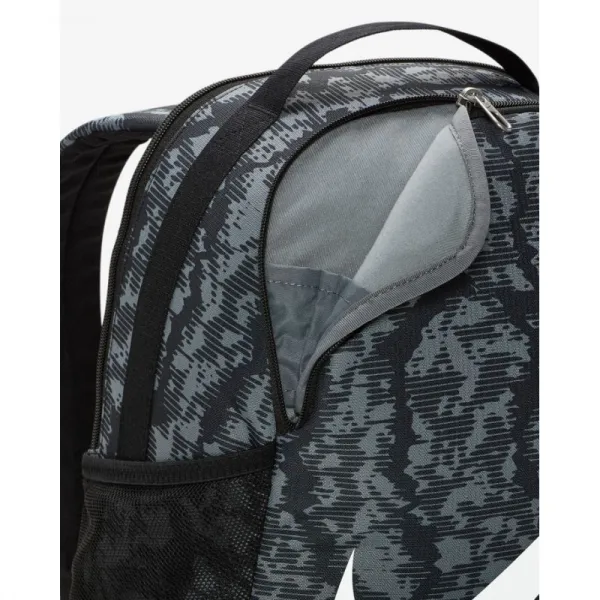 Batoh NIKE Y NK BRSLA BKPK - CAT AOP FA24