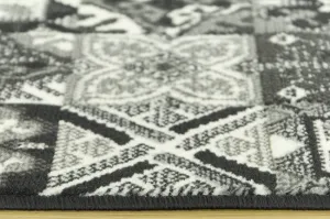 Behúň Luna 503754/89922 - patchwork sivý