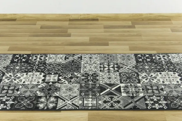 Behúň Luna 503754/89922 - patchwork sivý