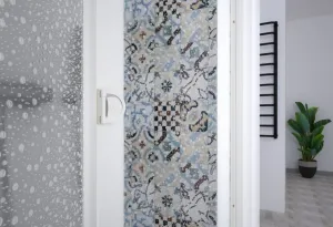 FORTE - Sprchová zástena DOMINO - Farba rámu zásteny - Plast biely, Rozmer A - 100, Smer zatváranie - Univerzálny Ľavé / Pravé, Výplň - Polystyrol 2,2 mm (acrilico), Výška - 185 BSDOM10P