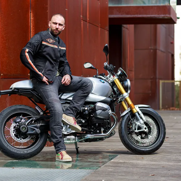 W-TEC 2Stripe čierno-béžovo-oranžová - S