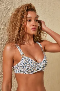 Trendyol Lemon Printed Accessory Detailed Bikini Top