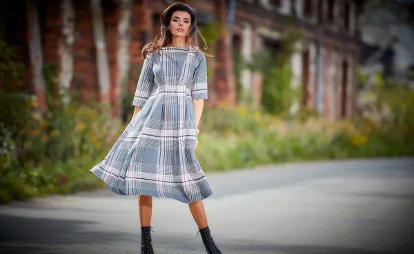 Dámske šaty Awama A334