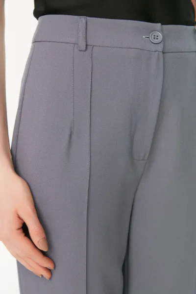 Dámske nohavice Trendyol Stitched