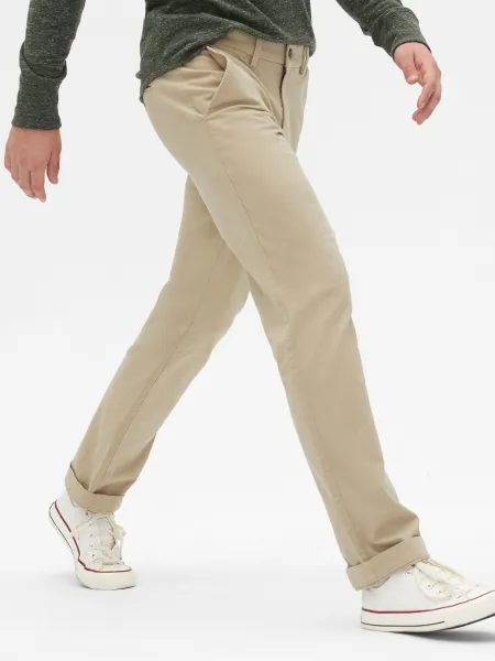 GAP Pants essential khakis in straight fit with Flex - Men