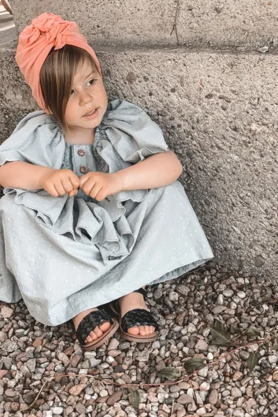 FR1 Detské sandále s čiernym bailly vrkočom