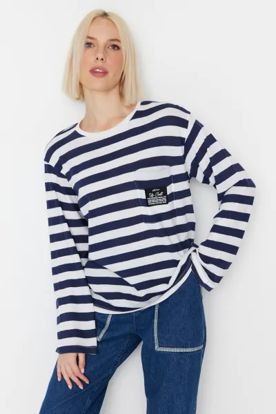 Dámske tričko Trendyol Striped