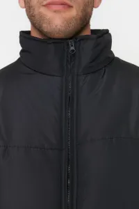 Trendyol čierny pánsky regular fit nafúknutý kabát.