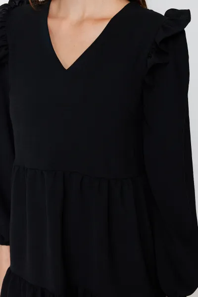 Trendyol Black Gathered Ruffle Detail Mini tkané šaty