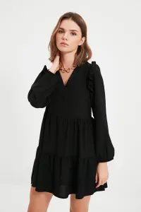 Trendyol Black Gathered Ruffle Detail Mini tkané šaty