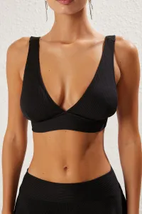 Bikiny vrchný diel Trendyol Textured