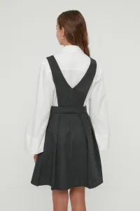 Dámske šaty Trendyol Gilet