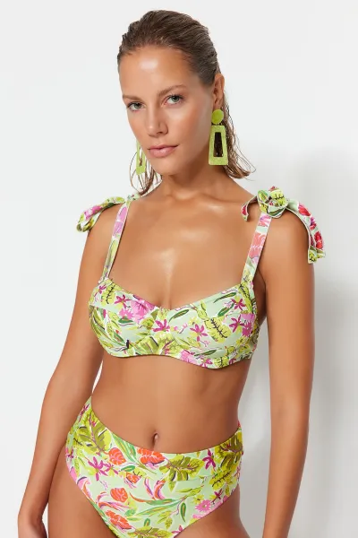 Dámske plavky vrchný diel Trendyol Underwire