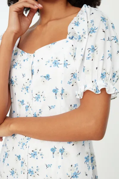 Dámske šaty Trendyol Flower