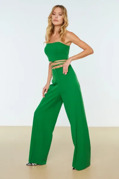Dámsky Crop Top Trendyol Basic