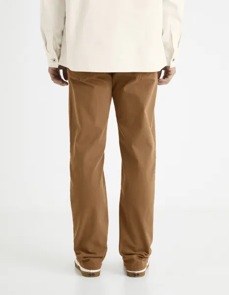 Hnedé pánske straight fit rifle Celio Vopry1