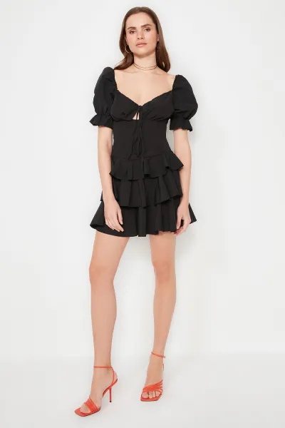 Trendyol Black Otvorený pás/Skater Flounce Poplin Elegantné večerné šaty