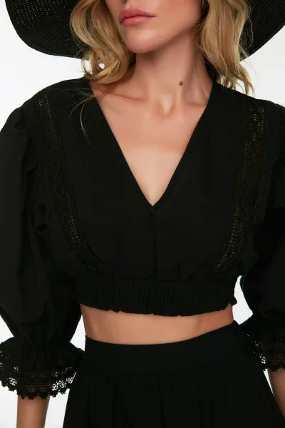 Trendyol Black Lace Detailed Ruffled Voile Beach Bottom and Top Set