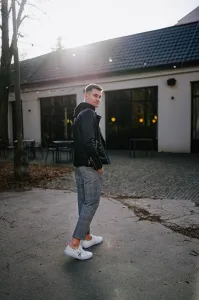 Šedé pánske kockované skrátené nohavice Celio 24H Avocheck