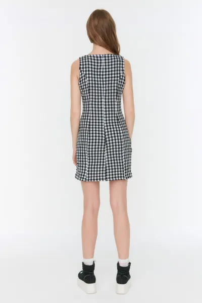 Trendyol Black Gingham Super mini tkané šaty