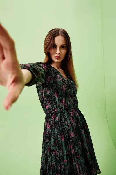 Dámske šaty Moodo Floral