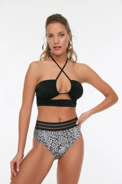 Bikiny spodný diel Trendyol Leopard print