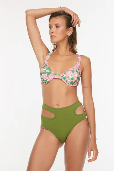 Trendyol khaki vystrihol detailné spodné diely bikín