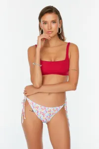 Trendyol Chrumkavé Bikini Nohavičky s Kvetinovým Vzorom s Detailom na Uväzovanie