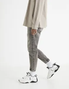 Slim fit pre mužov Celio - sivá
