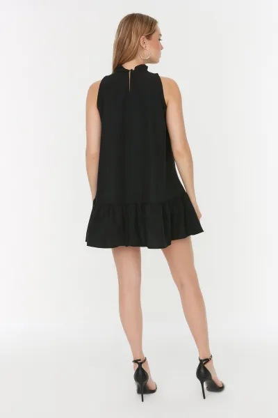 Trendyol Black Gather detailné mini pletené tkané šaty