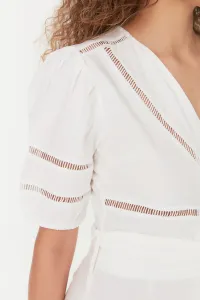 Dámske šaty Trendyol Ecru