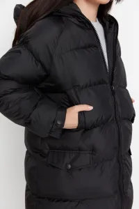 Dámska bunda Trendyol Oversize