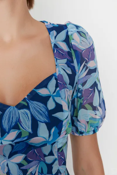 Dámske šaty Trendyol Floral