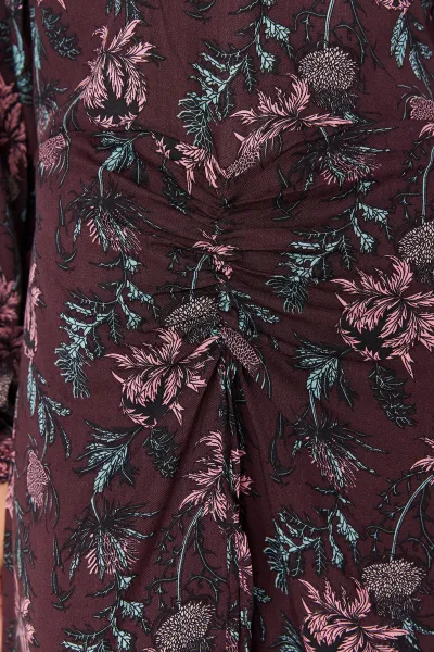 Trendyol Burgundy tkaný zhromaždil detailné tkané šaty