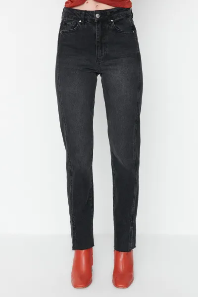 Trendyol Black Slit džínsy s vysokým pásom