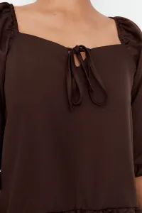 Trendyol hnedé volánové šaty
