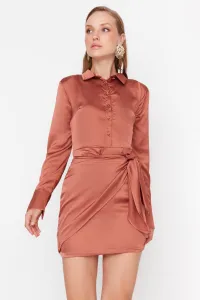 Trendyol Cinnamon Tie detailné saténové večerné šaty