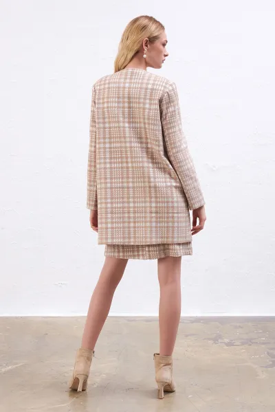 Gusto károvaný kaftan - béžový