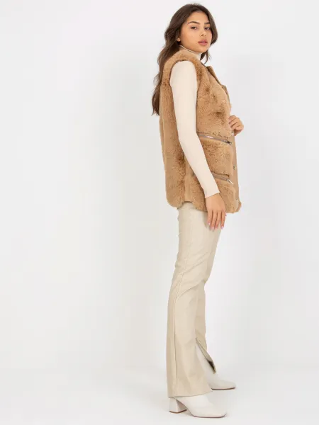 Vest-AI-KZ-TR2021.69-camel