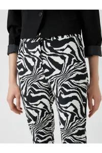 Koton Zebra vzorované nohavice slim fit