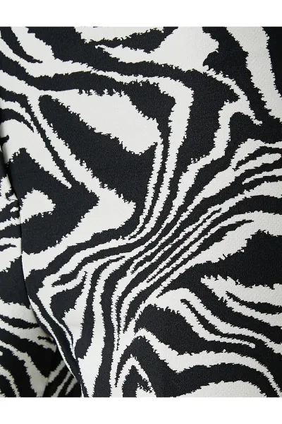 Koton Zebra vzorované nohavice slim fit