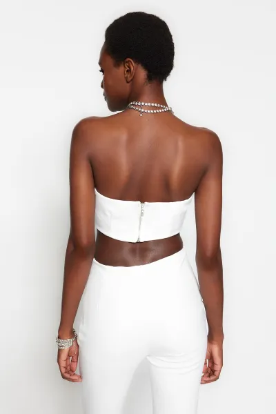 Trendyol Ecru Crop Podšitý Tkaný Lesklý Kameň S Detailom Výrezu Bustier