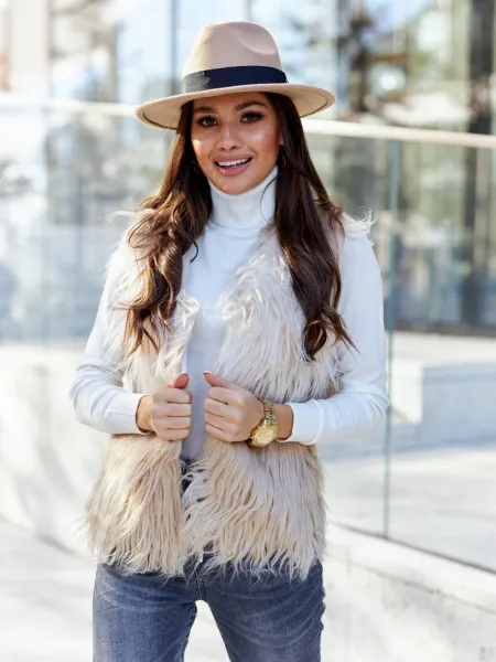 Beige vest Yups DT-067. R40