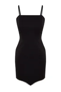 Trendyol Čierne lesklé kamenné elegantné večerné šaty