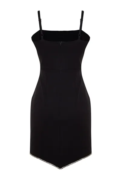 Trendyol Čierne lesklé kamenné elegantné večerné šaty